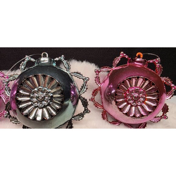 Vintage Bradford Plastic Double Indent Christmas Star Ornaments Lot of 3 - Picture 3 of 7